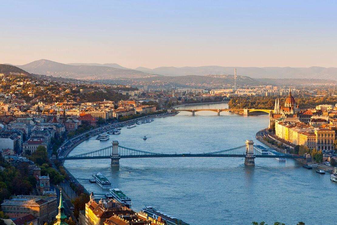 Budapeşte Hakkında