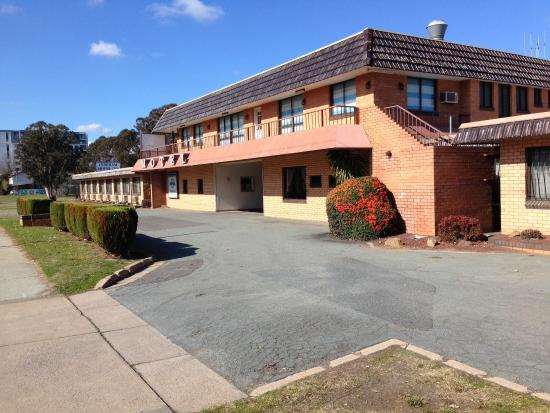 Canberra Lyneham Motor Inn