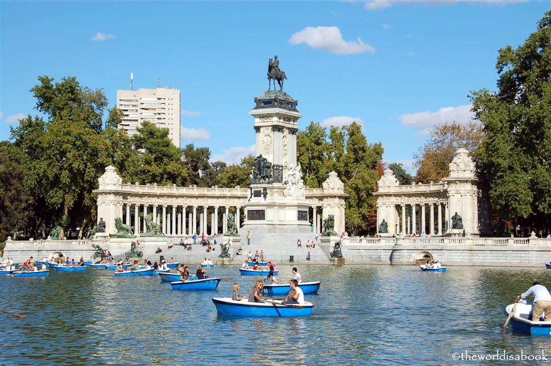 El Retiro Park