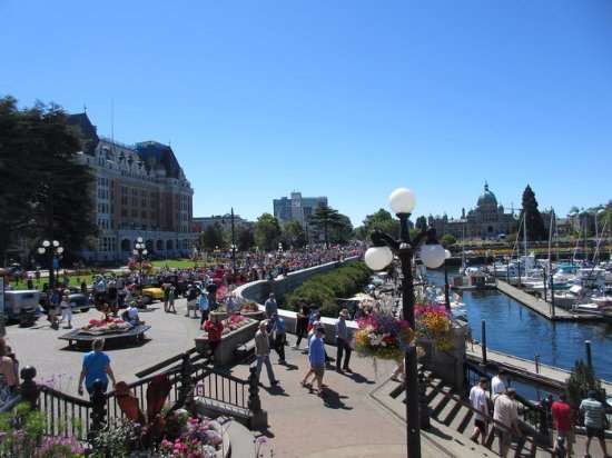 Inner-Harbour Pathway