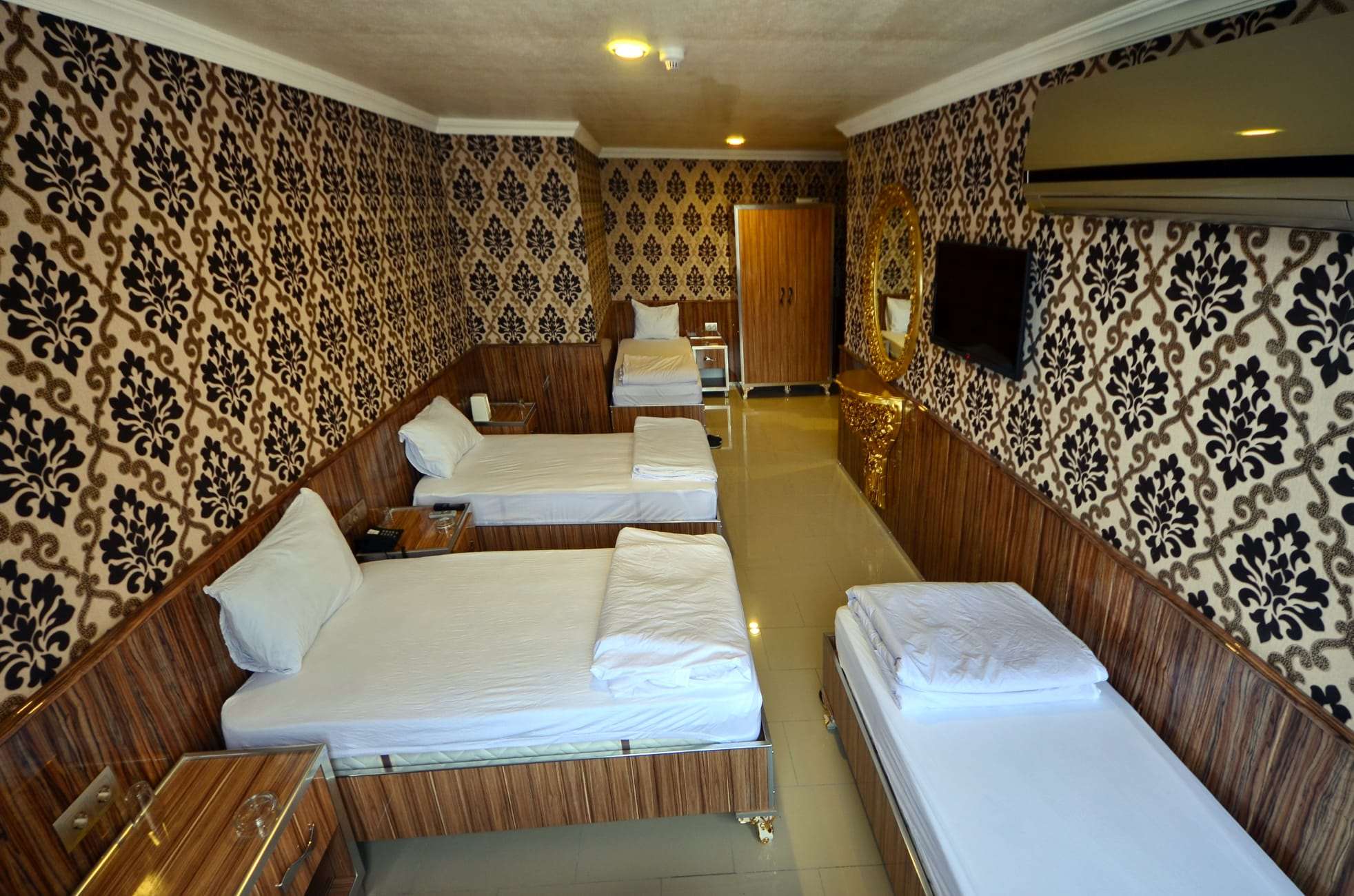 Otel İstiklal