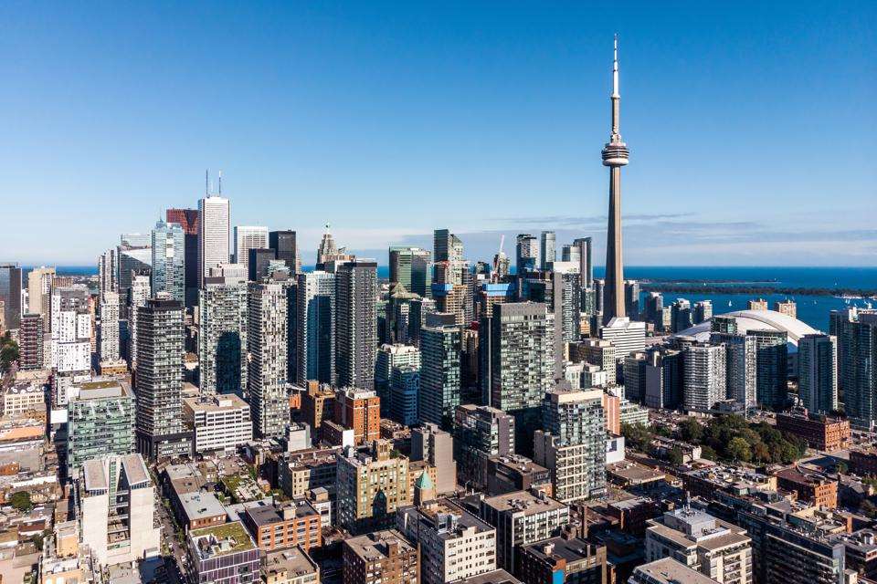 Toronto Hakkında