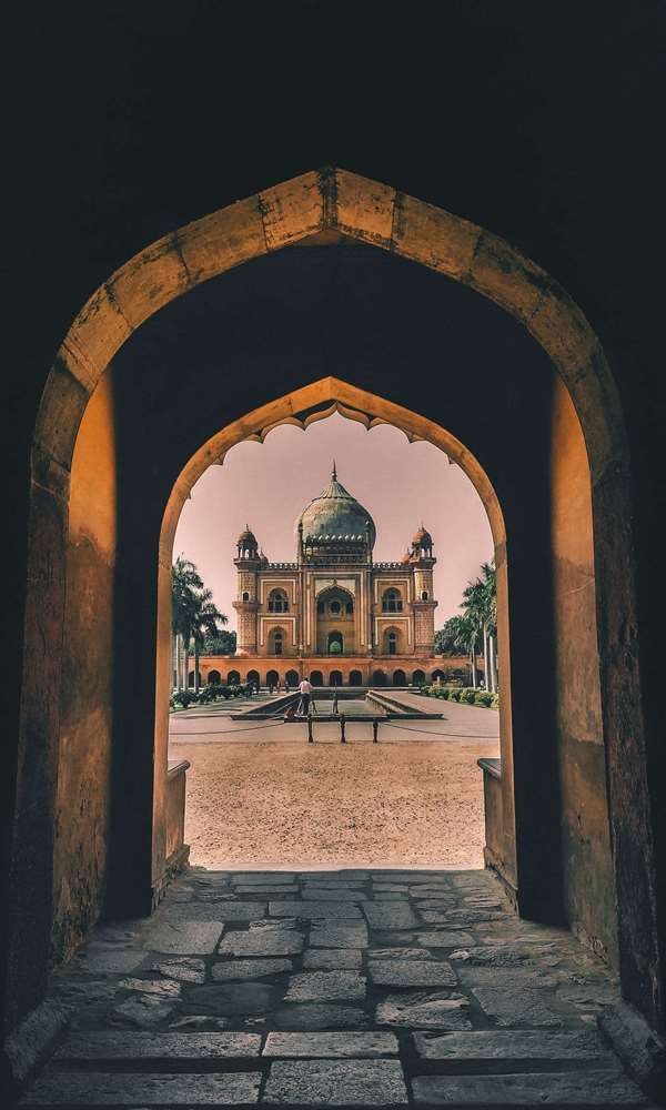 Yeni Delhi Hakkında
